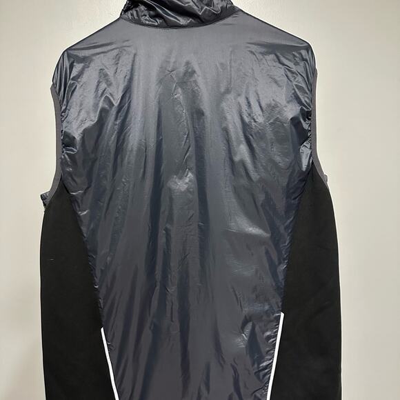 Jack Wolfskin | Men’s Lightweight Gray Vest | Size XL - Picture 10 of 11